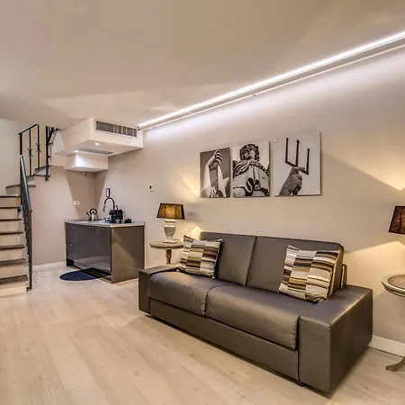 Hisuiterome 2* Rome